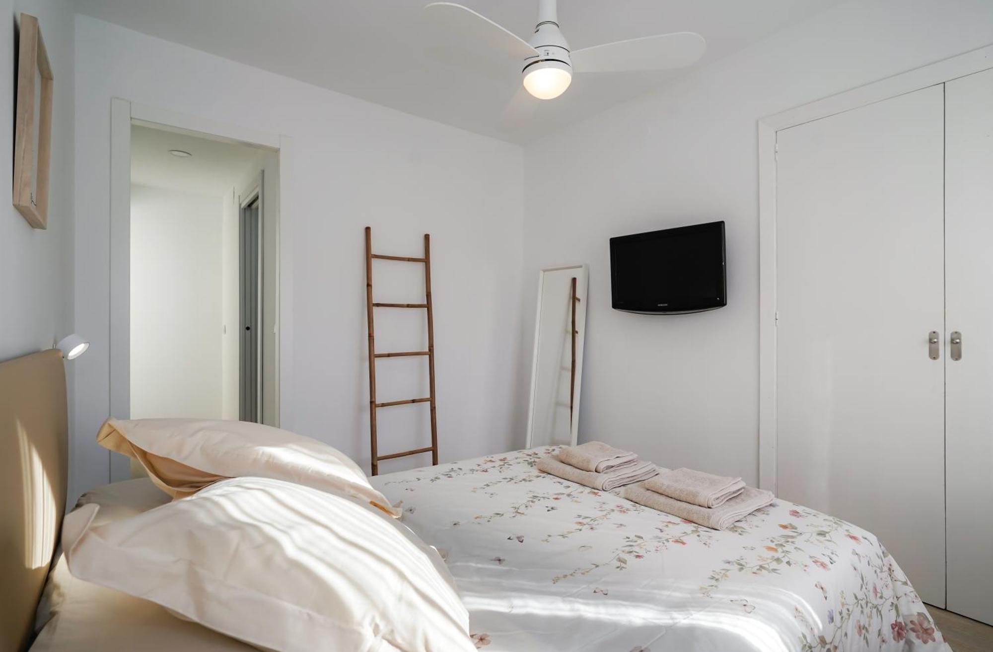 Nomad Malaga - Chic Apartament Center Torremolinos Eksteriør billede